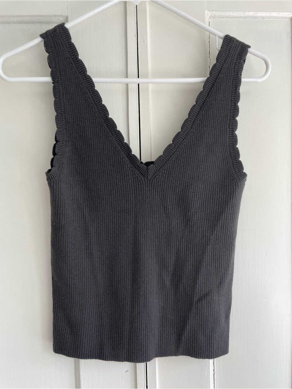 aerie Knit Top Ribbed Stretchy V-Neck Tank Top Charcoal Gray Med Reversible NWT